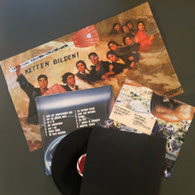 Laden Sie das Bild in den Galerie-Viewer, LP "DEAD SCHOOL HAMBURG (GIVE ME A VOLLZEITARBEIT)  plus 12" Remixe von DJ Kotze, Justus Köhnke, Pulsinger/ Tunakan, Schmerzlabor. 1998 - RE-RELEASE!!!)